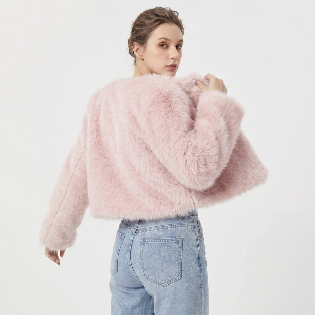 Mia | Cardigan corto da donna in pelliccia sintetica 6