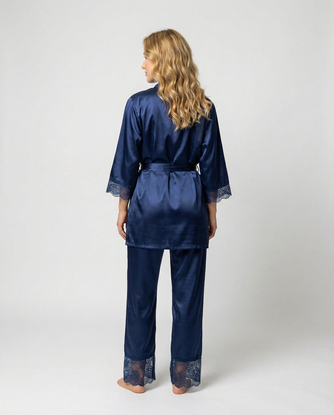 Mirella | Elegante e Comodo Completo Pigiama da Donna in Seta 1