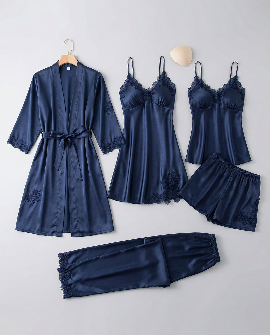 Mirella | Elegante e Comodo Completo Pigiama da Donna in Seta 2