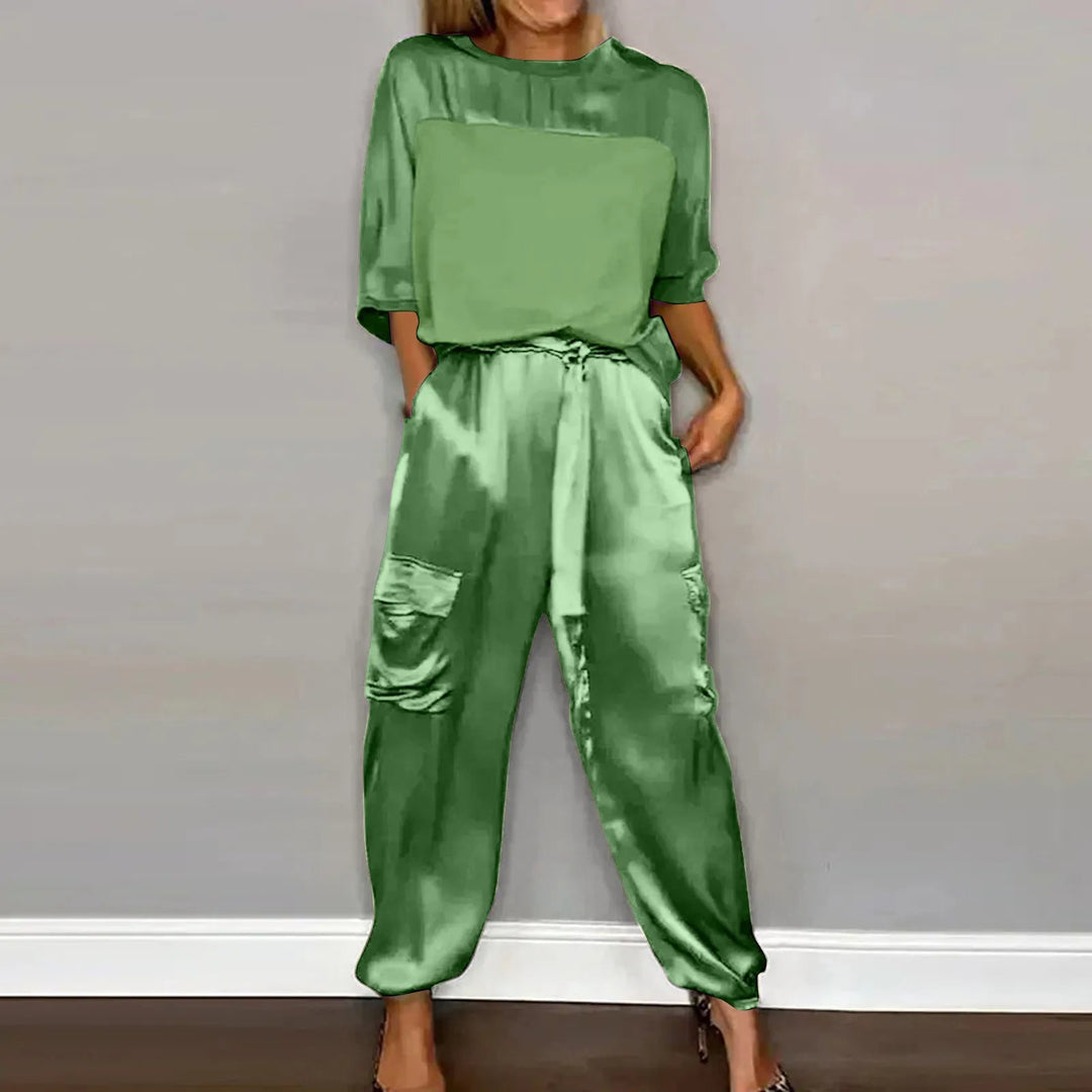 Nora | Elegante e Fluido Set in Raso da Donna 3