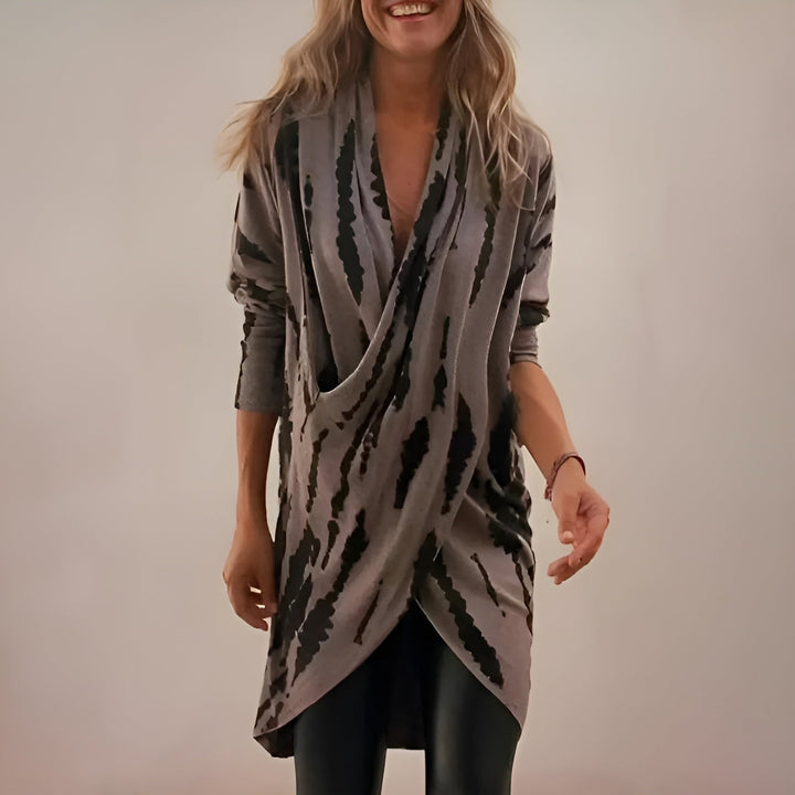 Olivia | Tunica elegante e rilassata con scollo a V e stampa astratta 0