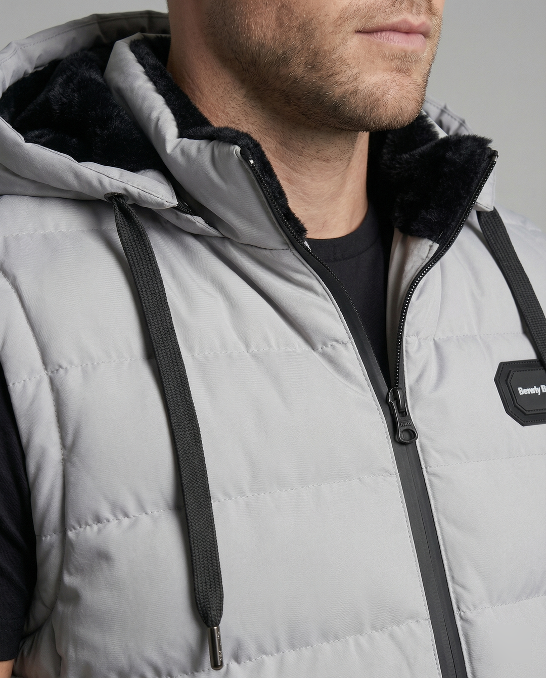 Paxel | Elegante Gilet Imbottito Donna con Cappuccio e Tasche Laterali 2