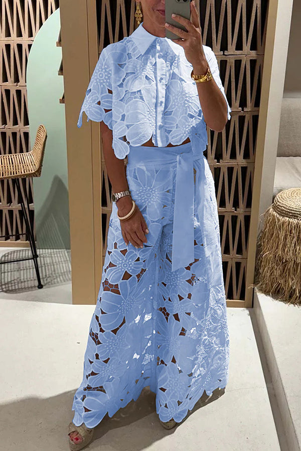 Sofia | Elegante e Romantico Maxi Abito con Ricamo ad Occhielli 1