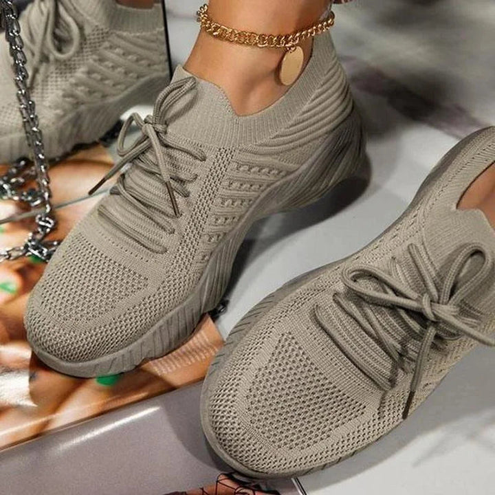 Sofia | Sneakers Donna Traspiranti, Leggere e Comode per Attività Quotidiane 7
