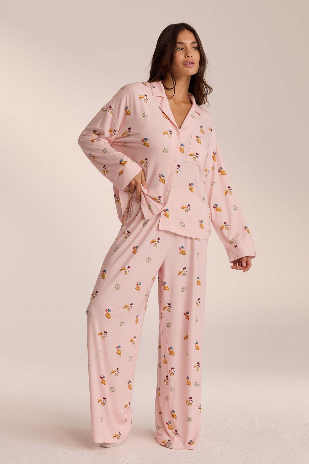 Soleil | Comodo e Giocoso Set Pigiama con Stampa Femminile 2