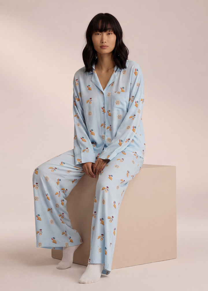Soleil | Comodo e Giocoso Set Pigiama con Stampa Femminile 8