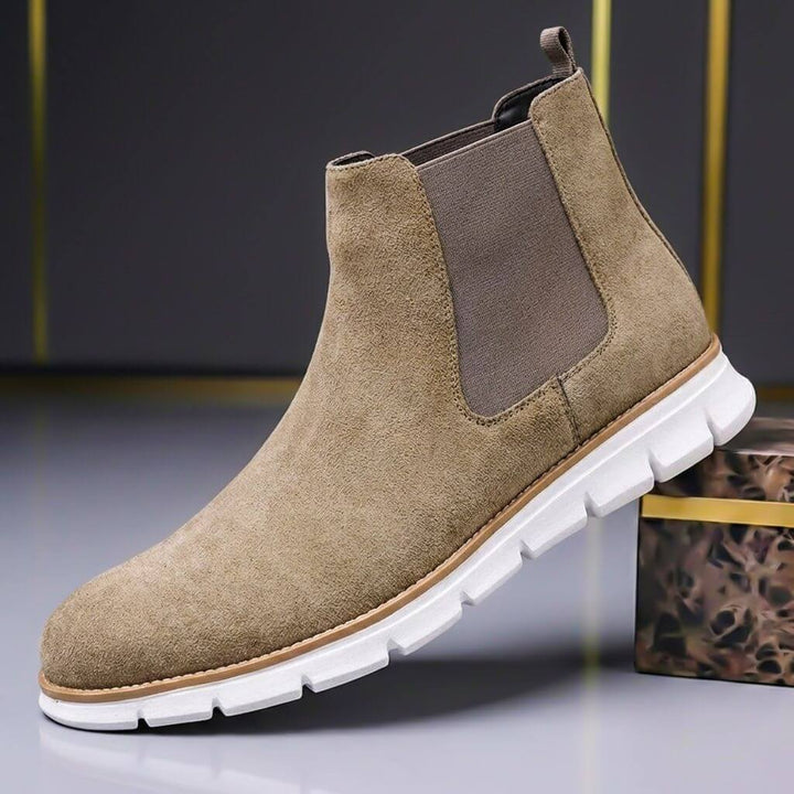 Theodore | Stivali in pregiata pelle scamosciata italiana dalla texture raffinata 1