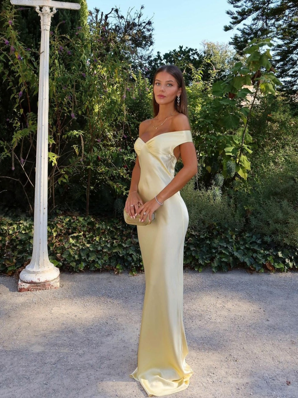 Valeria | Abito da Sposa Off-Shoulder Satinato Elegante Fit Aderente 0