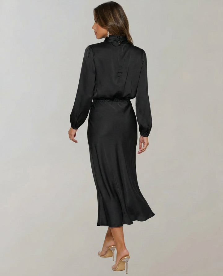 Vittoria | Elegante Abito da Donna in Raso Fluido e Raffinato 3