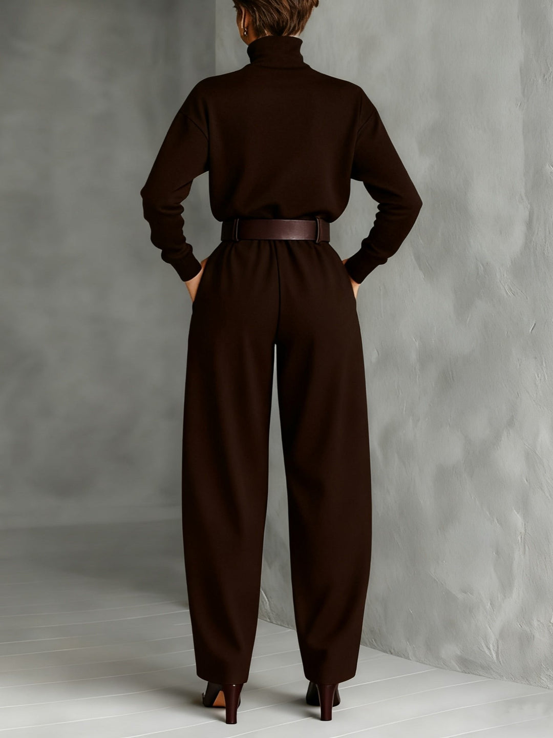 Vittoria | Elegante Completo Donna – Tailleur Donna Elegante in Misto Cotone con Cintura e Dolcevita 5
