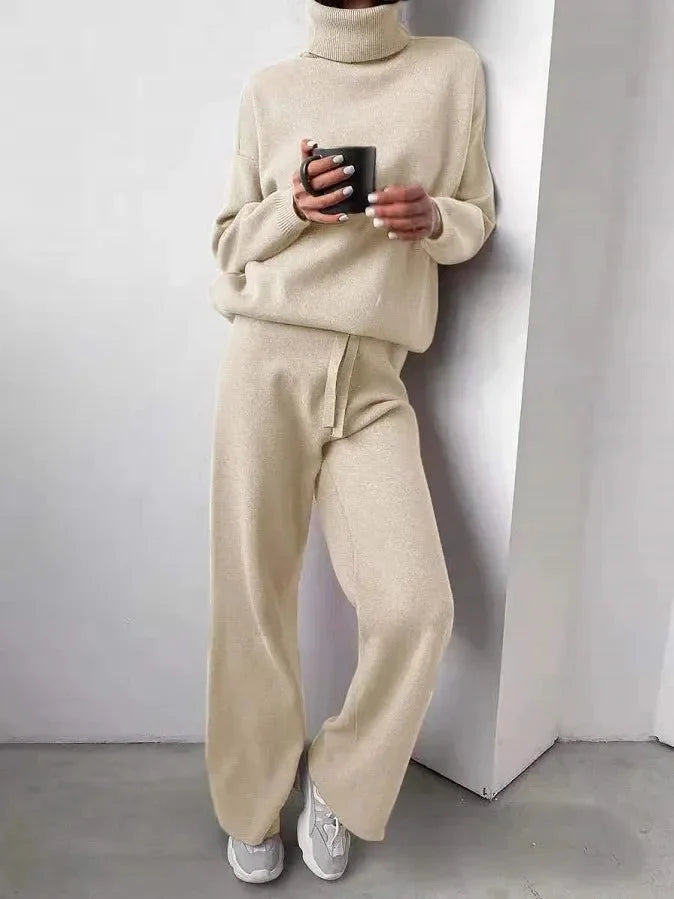 Emily | Set a due pezzi in maglia a collo alto moderno e accogliente