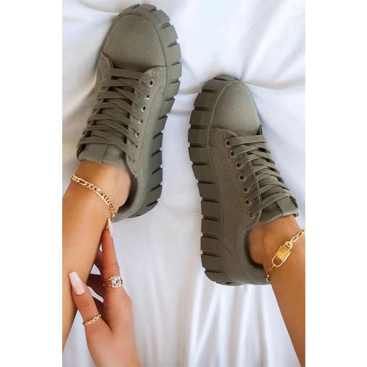 Lucy | Sneakers ortopediche con zeppa alla moda e di tendenza