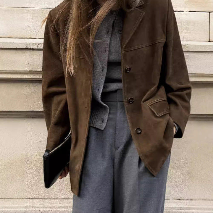 Emily | Weicher und bequemer Damenblazer aus Veloursleder