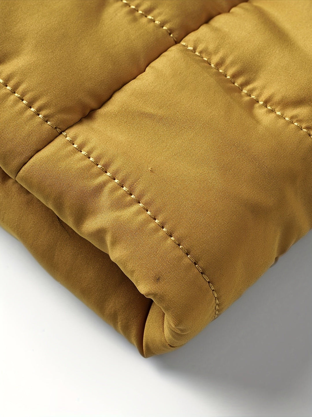 Hugo | Giacca Leggera Imbottita – Comfort per Ogni Occasione