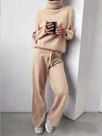 Emily | Set a due pezzi in maglia a collo alto moderno e accogliente