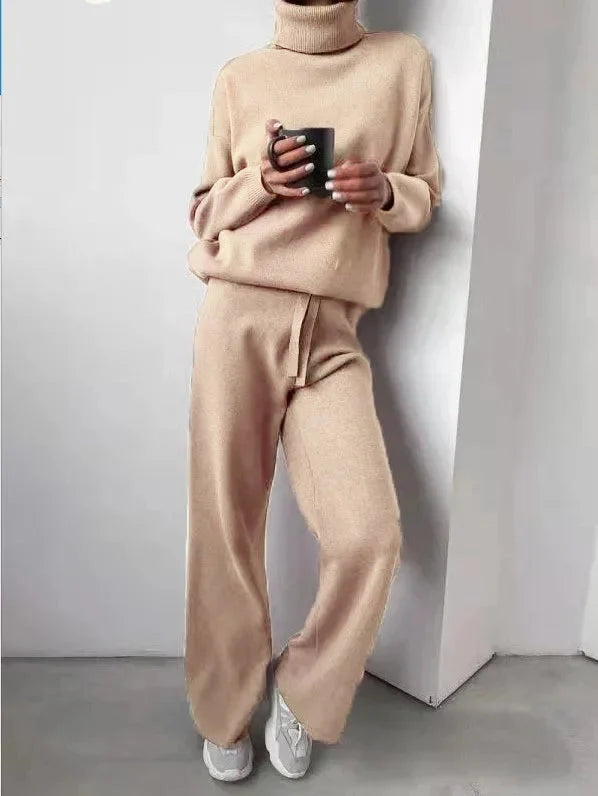 Emily | Set a due pezzi in maglia a collo alto moderno e accogliente
