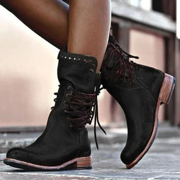 Elena | Borchie Western e Stivaletti Stringati da Donna