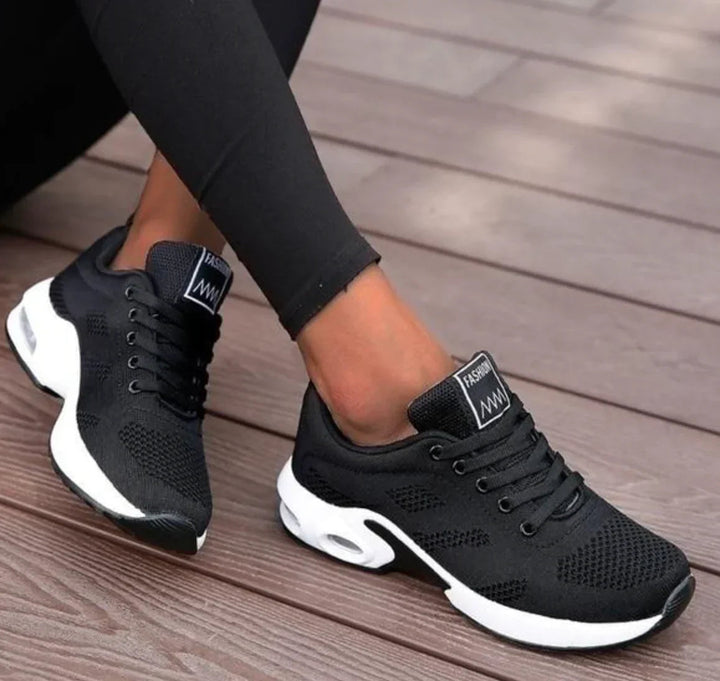 Serena | Sneakers ortopediche che offrono sostegno e sono resistenti