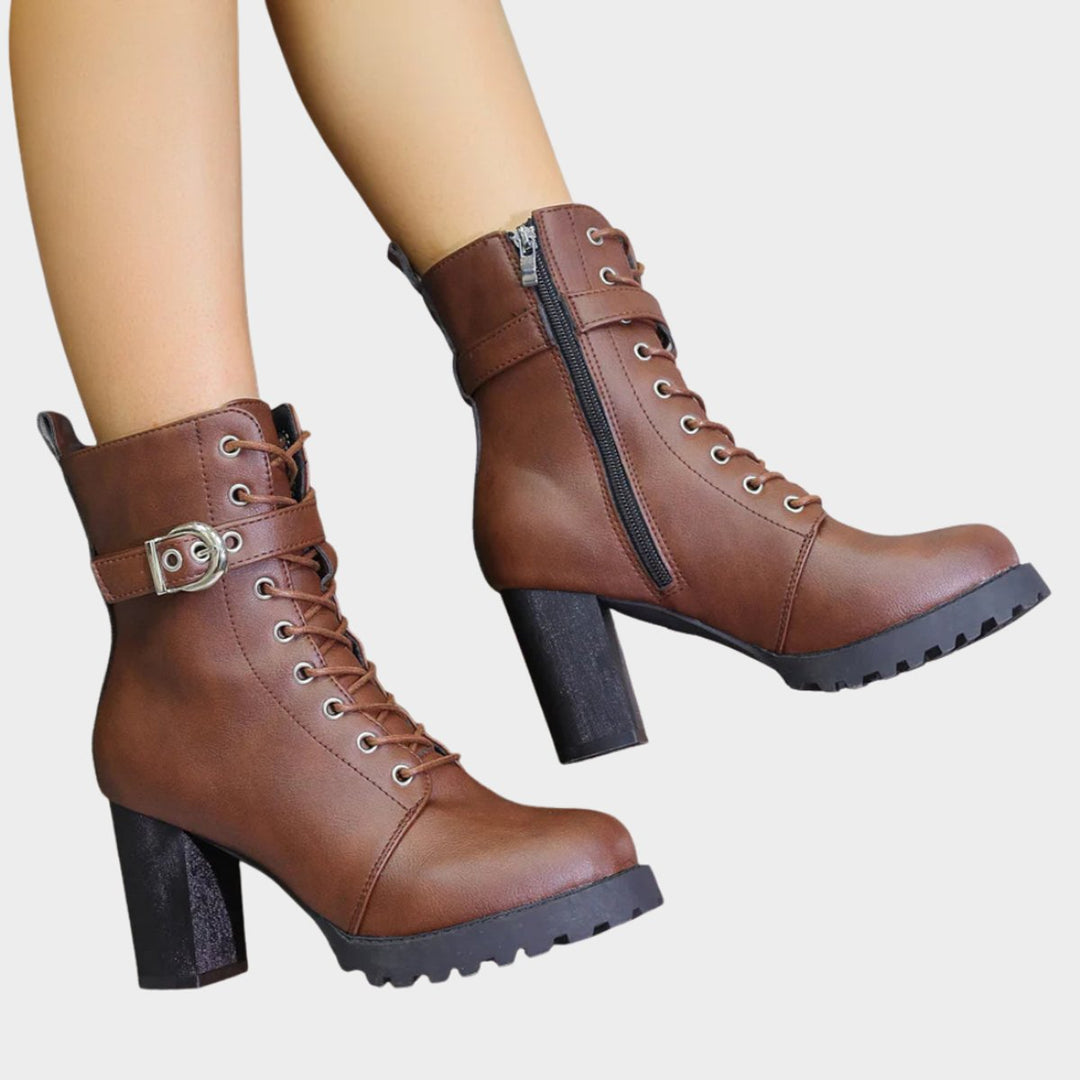 Freya | Stivaletti con Zeppa Punta Aperta e Fibbie Vintage