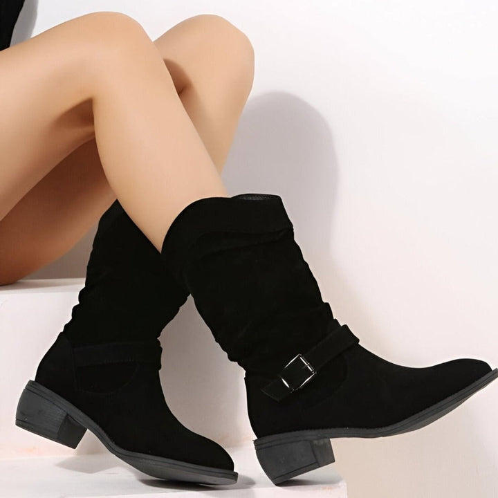 Camilla | Knielange Stiefel aus weichem Wildlederimitat