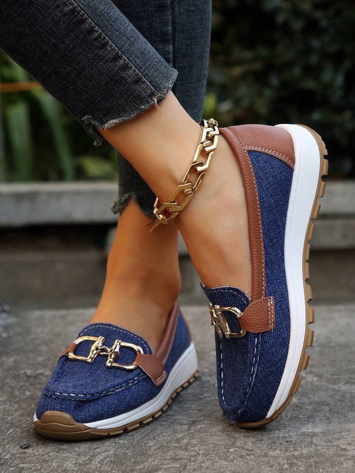 Clara | Orthopädische Slip-on-Mokassins mit elegantem Metalldetail