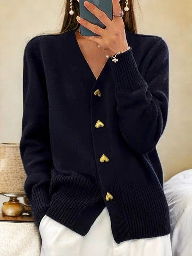 Aurora | Cardigan Elegante con Bottoni a Cuore