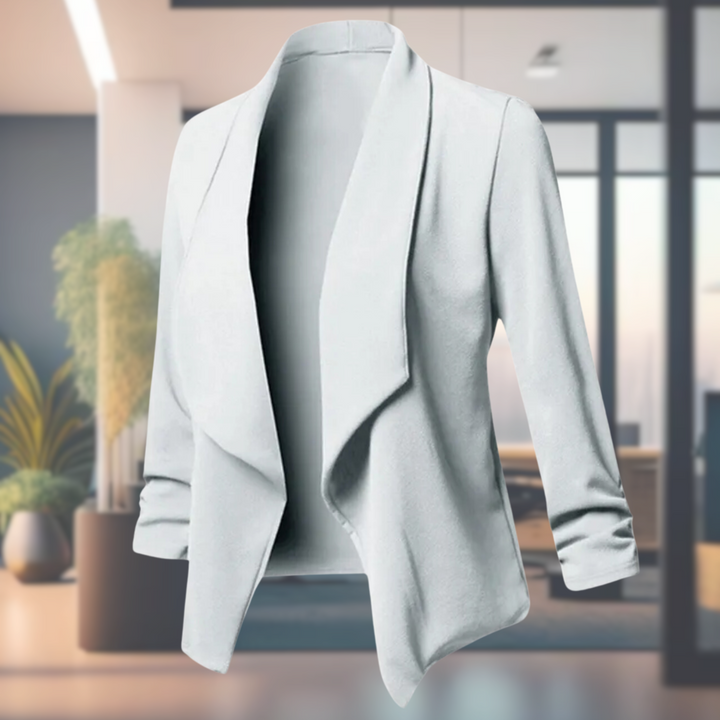 Nova | Elegant and versatile slim-fit blazer