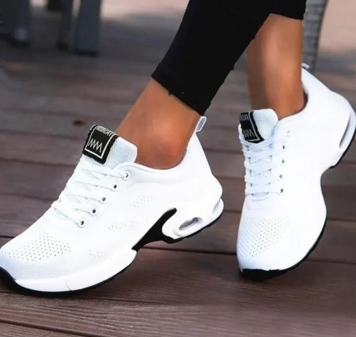 Serena | Sneakers ortopediche che offrono sostegno e sono resistenti