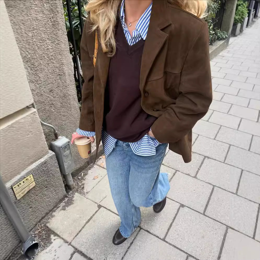 Emily | Weicher und bequemer Damenblazer aus Veloursleder